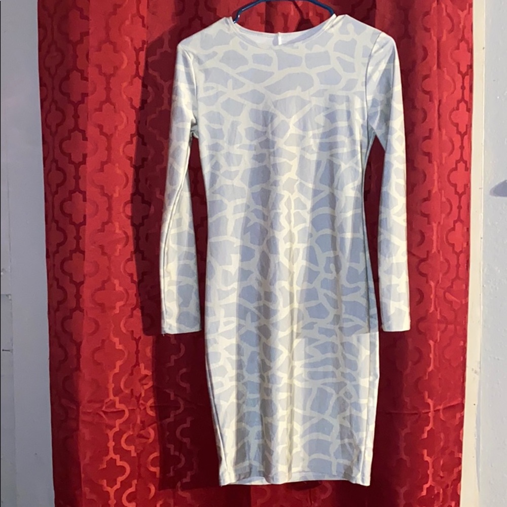 Opened back dress